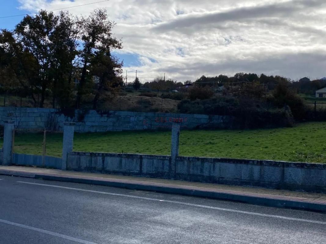 Terreno en venta en San Cibrao das Viñas, Ourense photo 5
