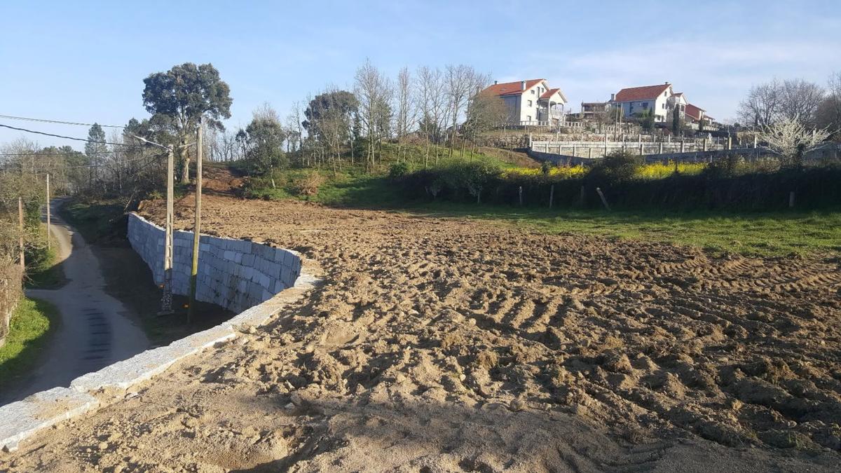 Terreno en venta en Barbadas, Ourense photo 3