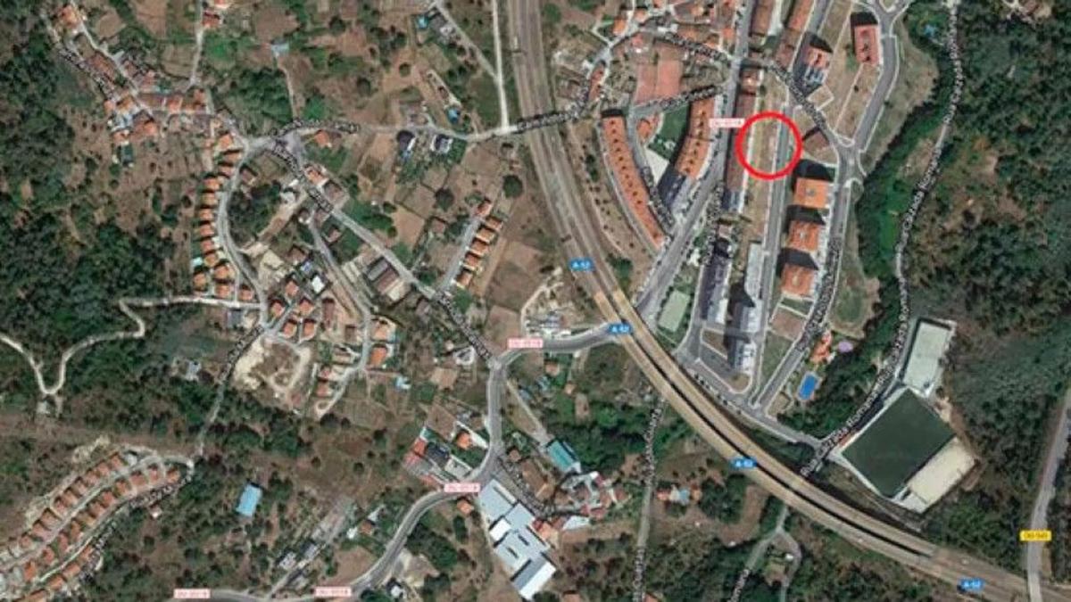 Terreno en venta en Barbadas, Ourense photo 4