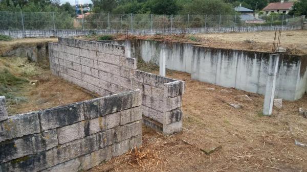 Terreno en Coles photo 1