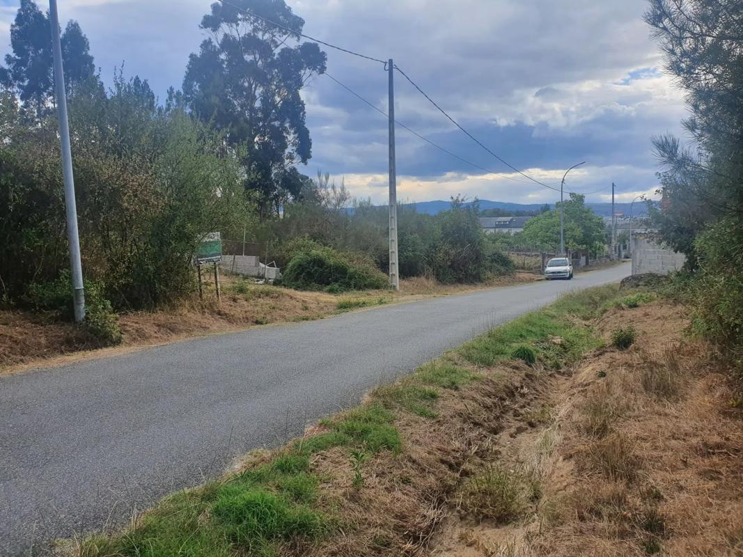 Terreno en venta en San Cibrao das Viñas, Ourense photo 2
