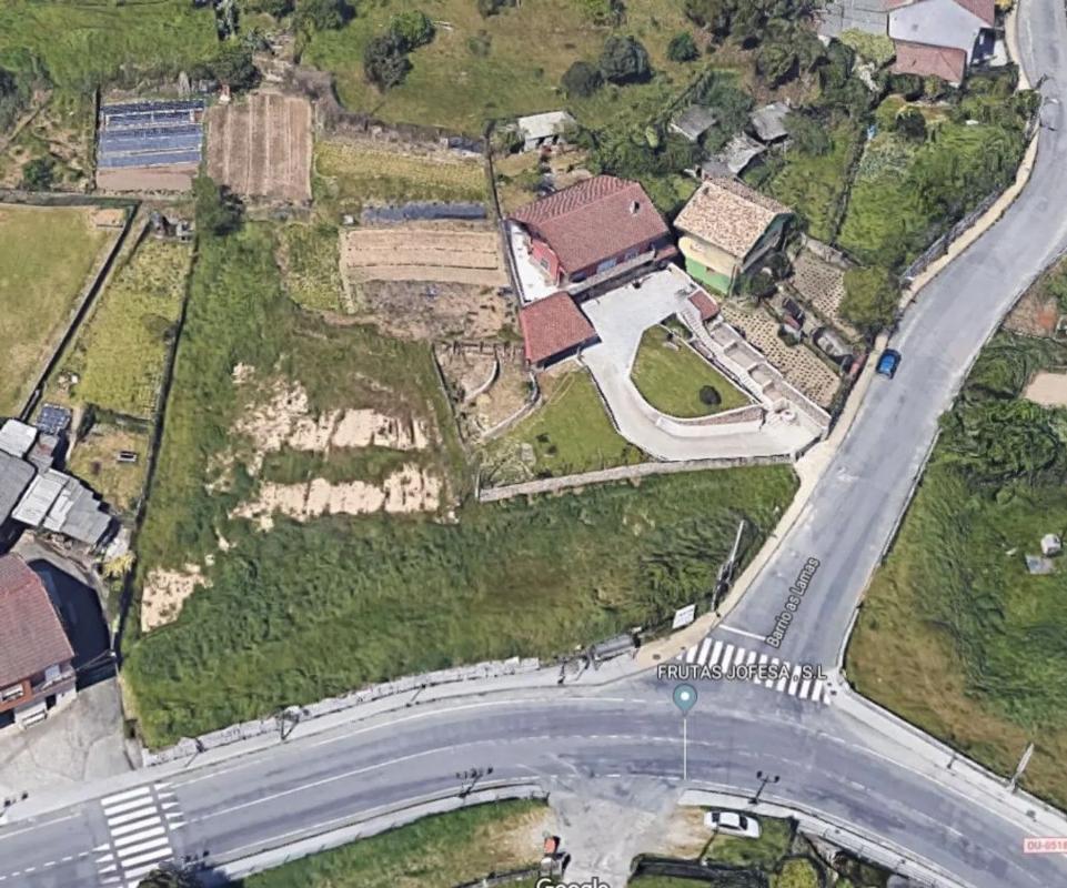 Terreno en venta en Barbadas, Ourense photo 1
