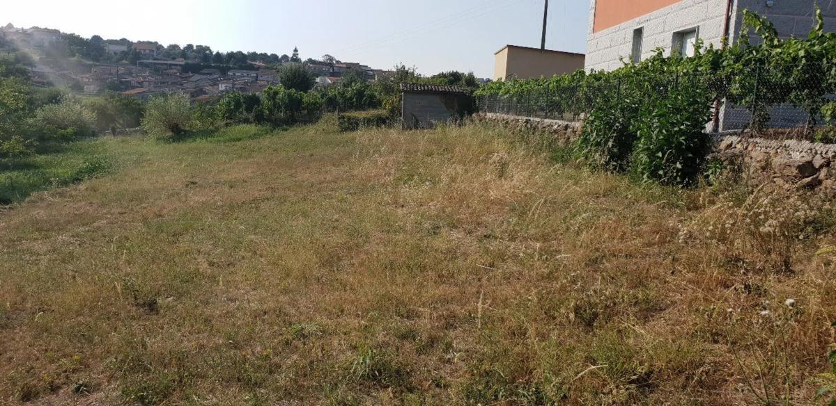 Terreno en venta en Barbadas, Ourense photo 2