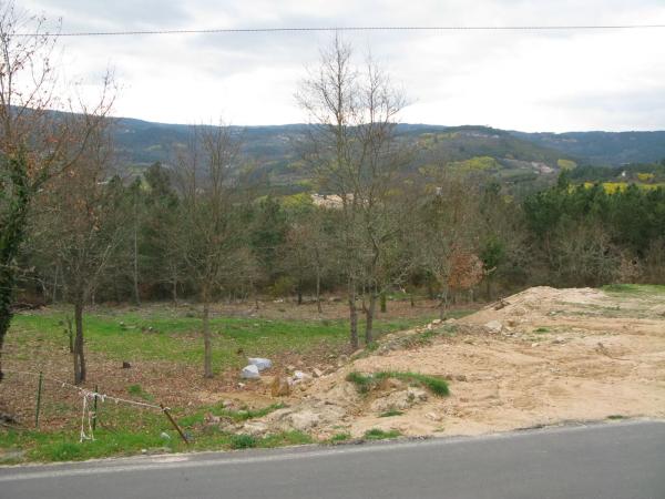 Terreno en Melias s/n photo 2