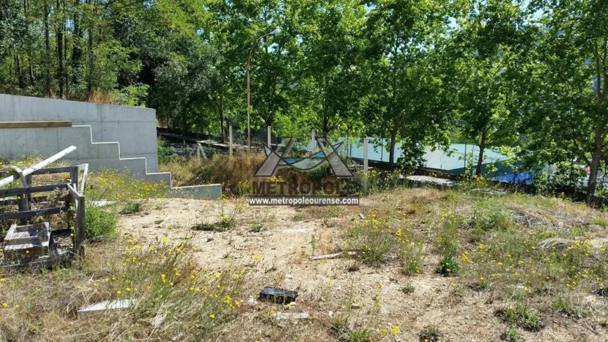 Terreno en venta en Ourense, Ourense photo 5