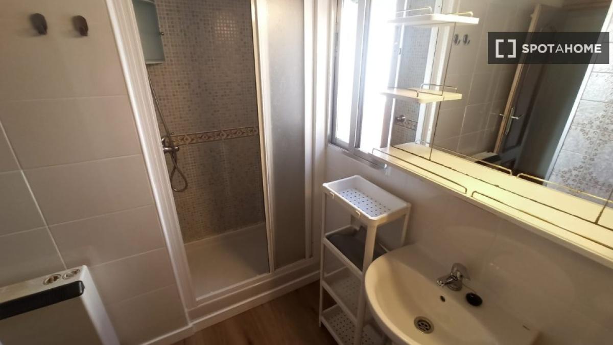 Properties for sale and rent in Spain photo 4