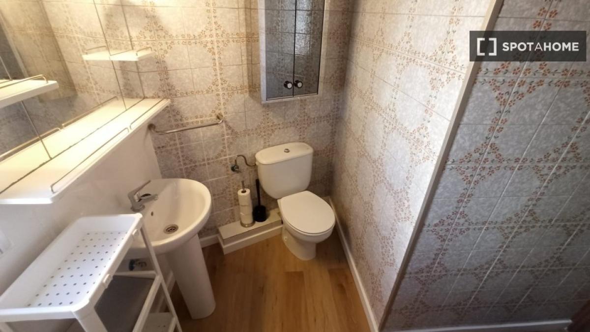 Properties for sale and rent in Spain photo 5