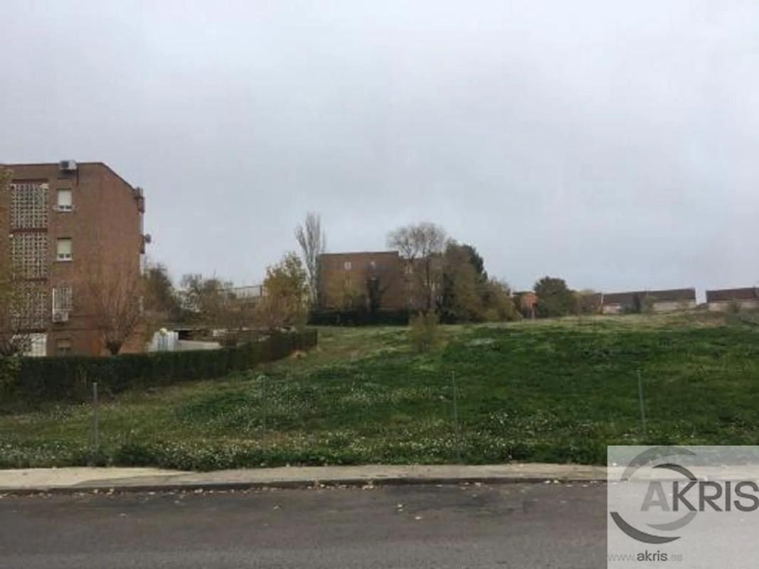 Działka na sprzedaż w Mejorada del Campo, Madryt photo 2