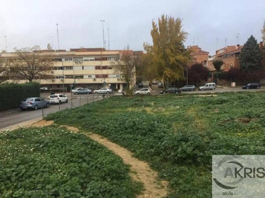 Działka na sprzedaż w Mejorada del Campo, Madryt photo 4