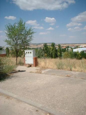 Terreno en calle Madrid, Glorieta de las Conejeras photo 1