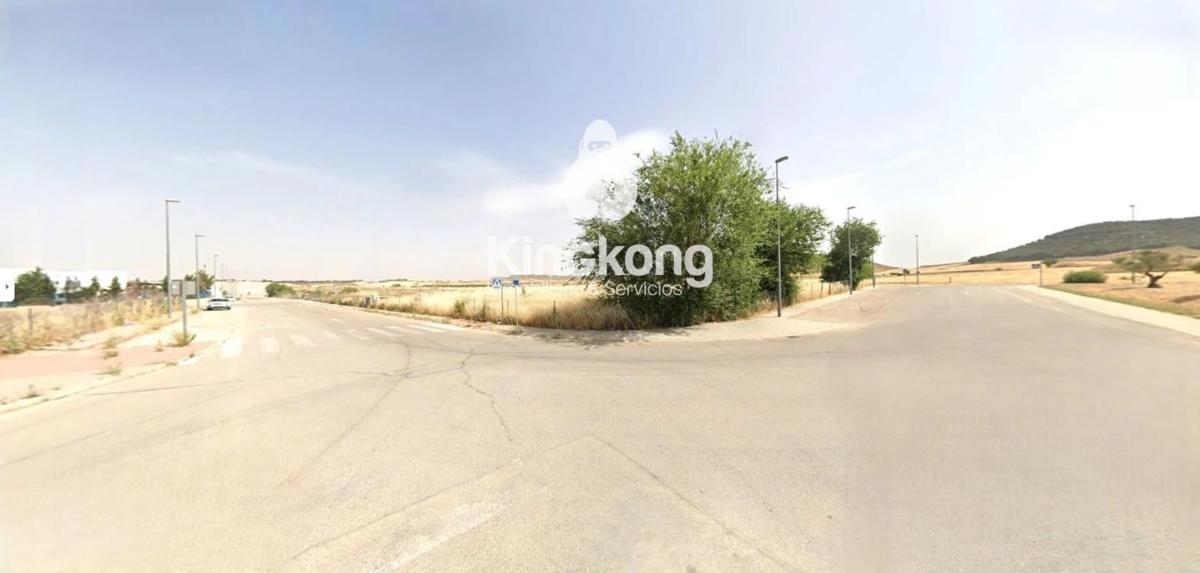 Участок земли на продажу в Вильальбилья, Мадрид photo 3