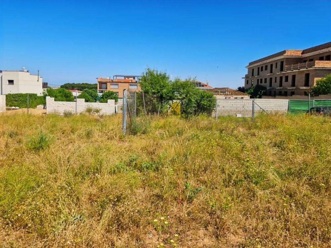 Terreno en venta en Mejorada del Campo, Madrid photo 2