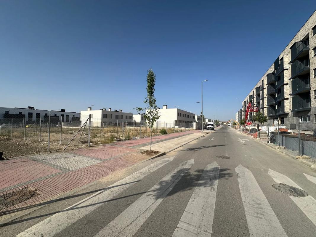 Terreno en venta en Torrejón de Ardoz, Madrid photo 3