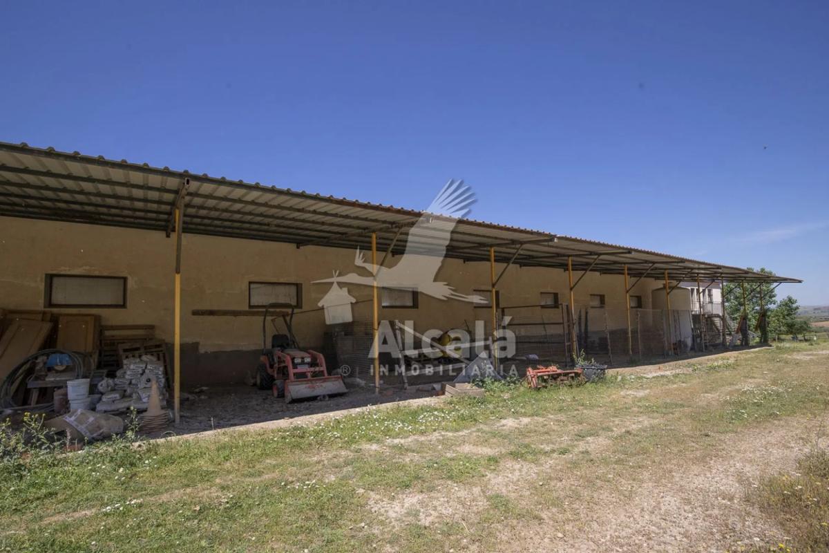 Land for sale in Los Santos de la Humosa, Madrid photo 2