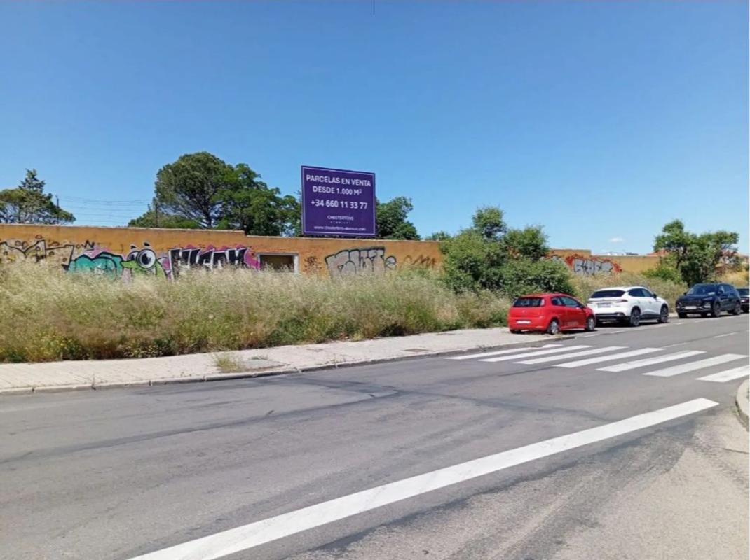 Terreno en venta en Coslada, Madrid photo 1