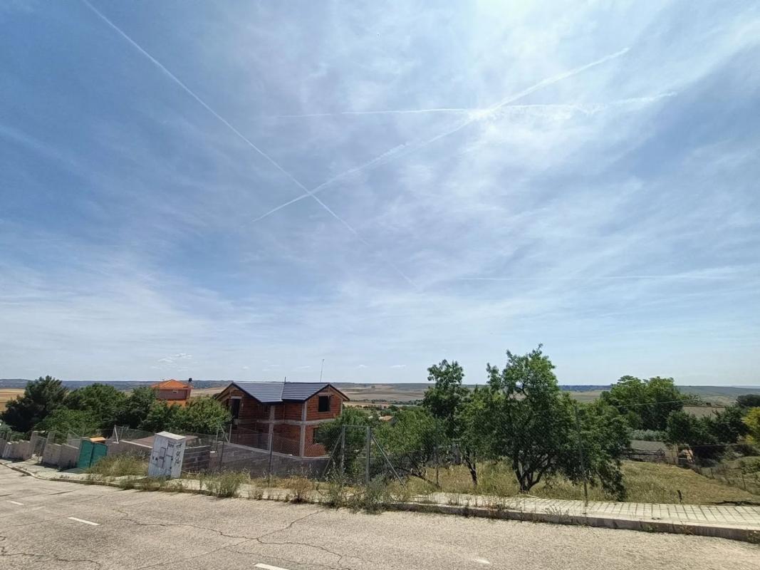 Terreno en venta en Camarma de Esteruelas, Madrid photo 5