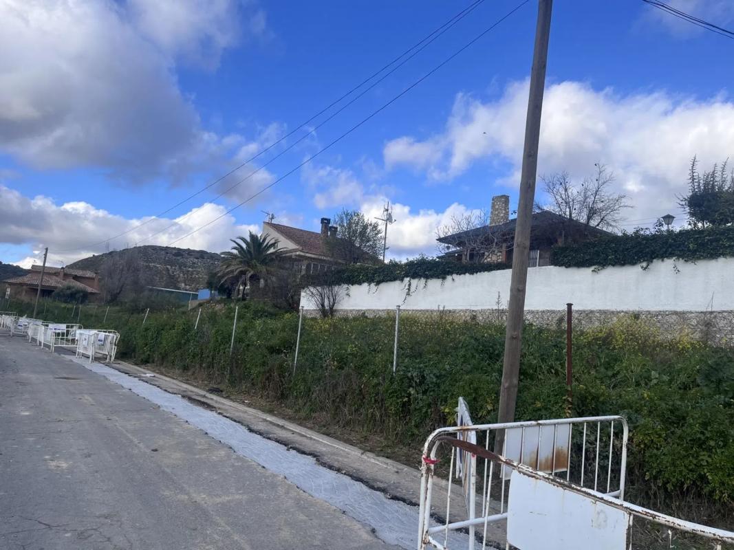 Terreno en venta en Anchuelo, Madrid photo 4