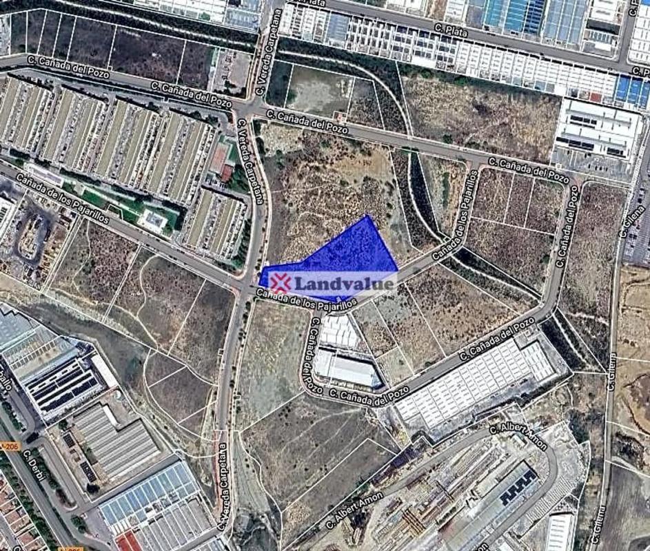 Terreno en venta en Loeches, Madrid photo 2