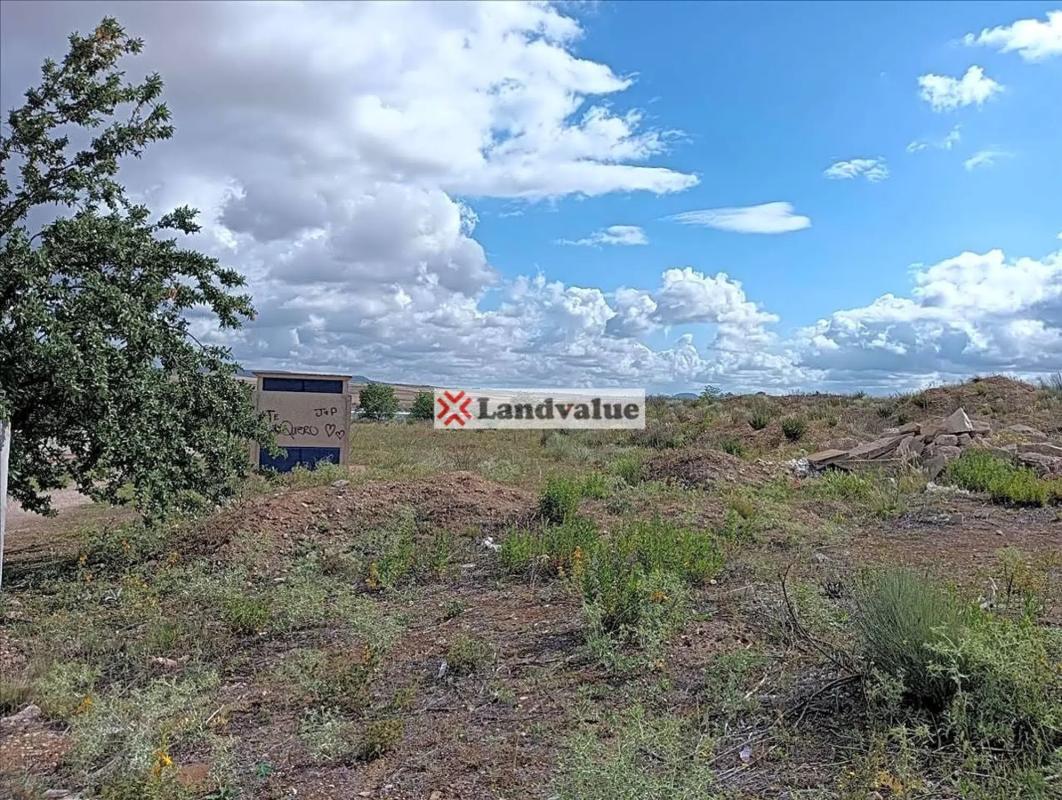Terreno en venta en Loeches, Madrid photo 4