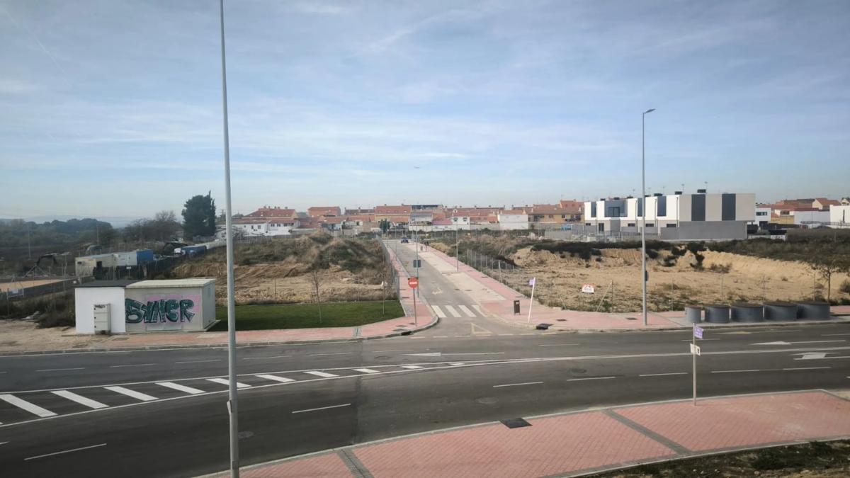 Terreno en venta en Torrejón de Ardoz, Madrid photo 2