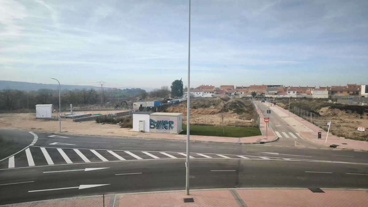 Terreno en venta en Torrejón de Ardoz, Madrid photo 3