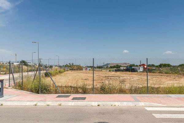Terreno en calle del Valle de la Pinilla photo 4