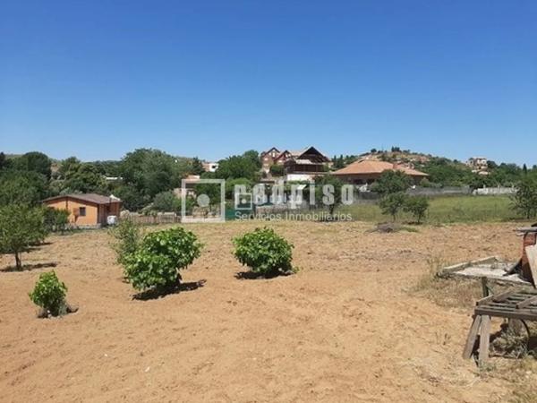 Terreno en Camarma de Esteruelas photo 2
