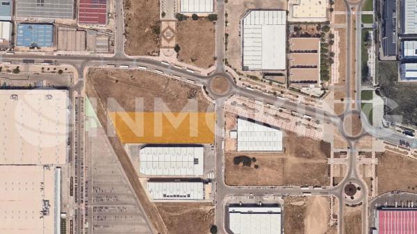 Terreno en Montserrat - Parque Empresarial photo 2