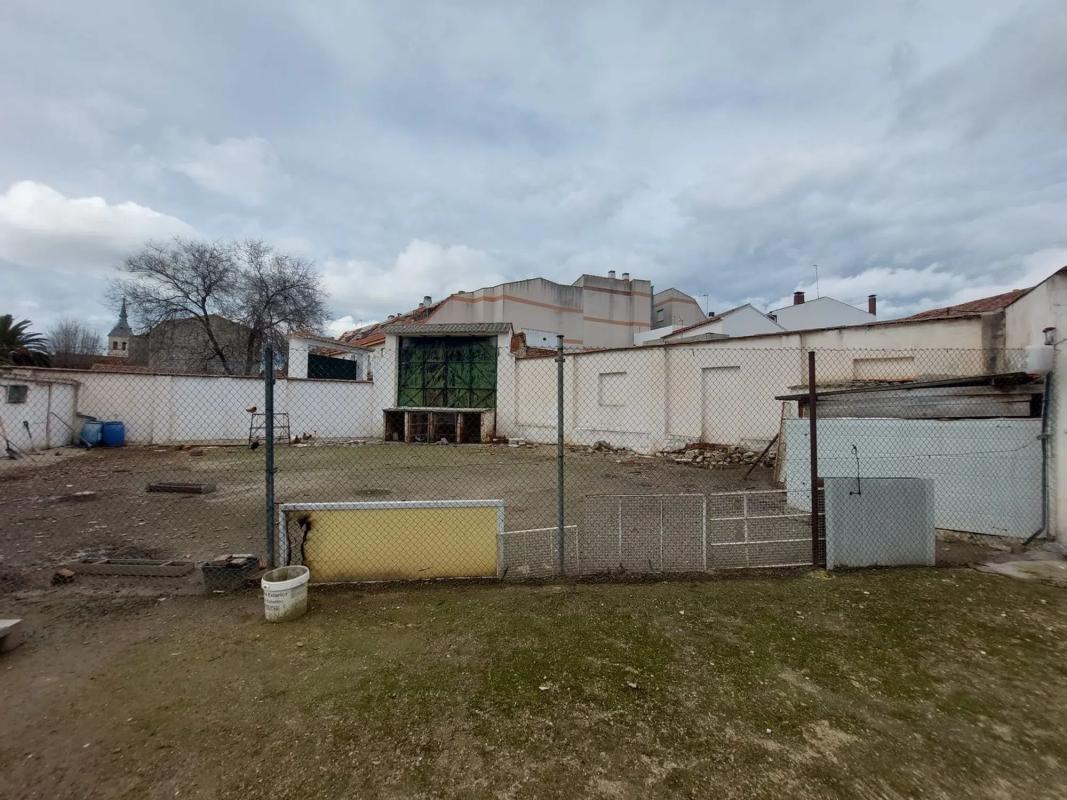 Terreno en venta en Torres de la Alameda, Madrid photo 2