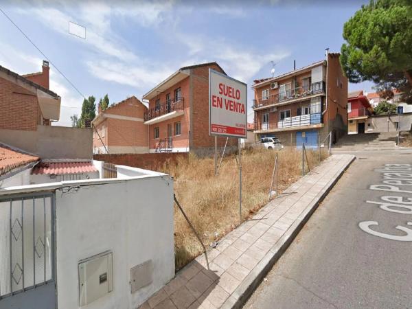 Terreno en calle de Peralba photo 2