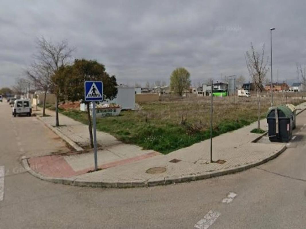 Terreno en venta en Meco, Madrid photo 2