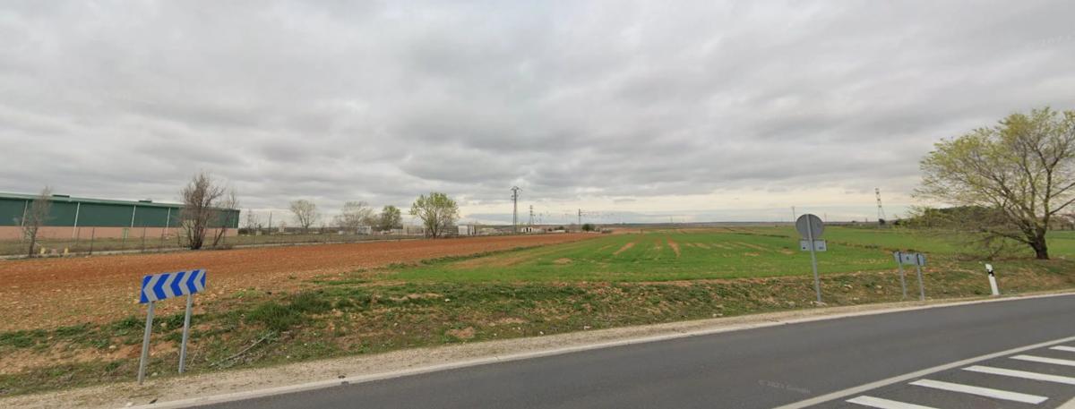Terreno en venta en Alcalá de Henares, Madrid photo 3