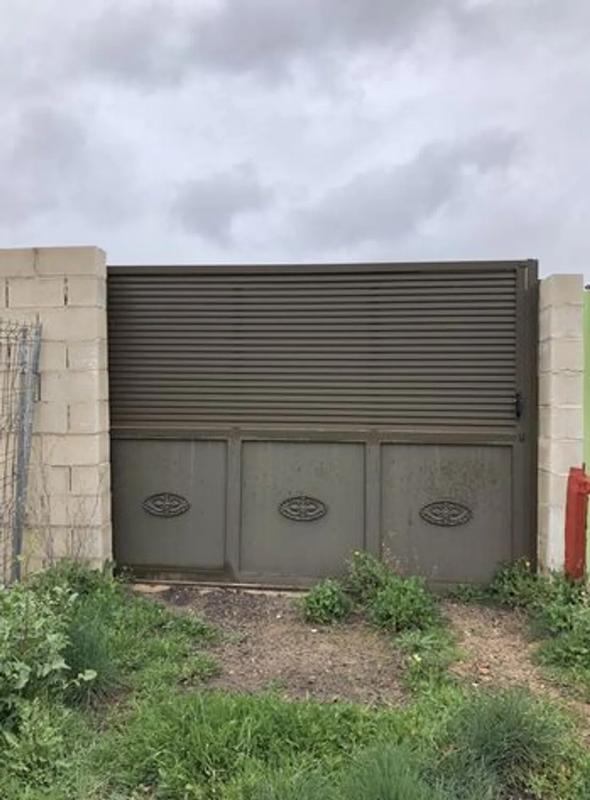Terreno en venta en Mejorada del Campo, Madrid photo 1