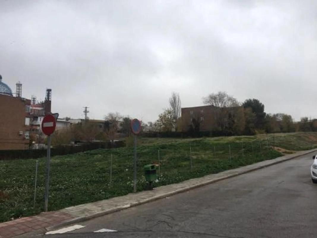 Terreno en venta en Mejorada del Campo, Madrid photo 2