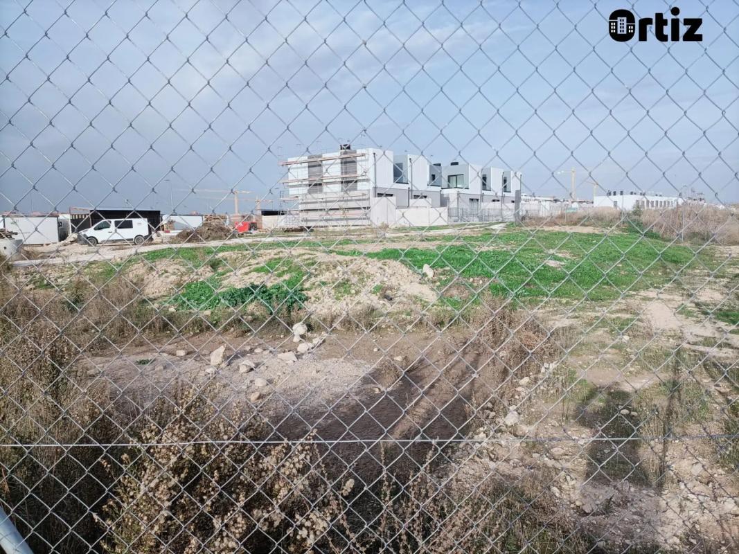 Terreno en venta en Torrejón de Ardoz, Madrid photo 4