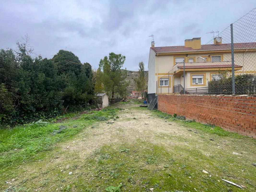 Działka na sprzedaż w Villalbilla, Madryt photo 2