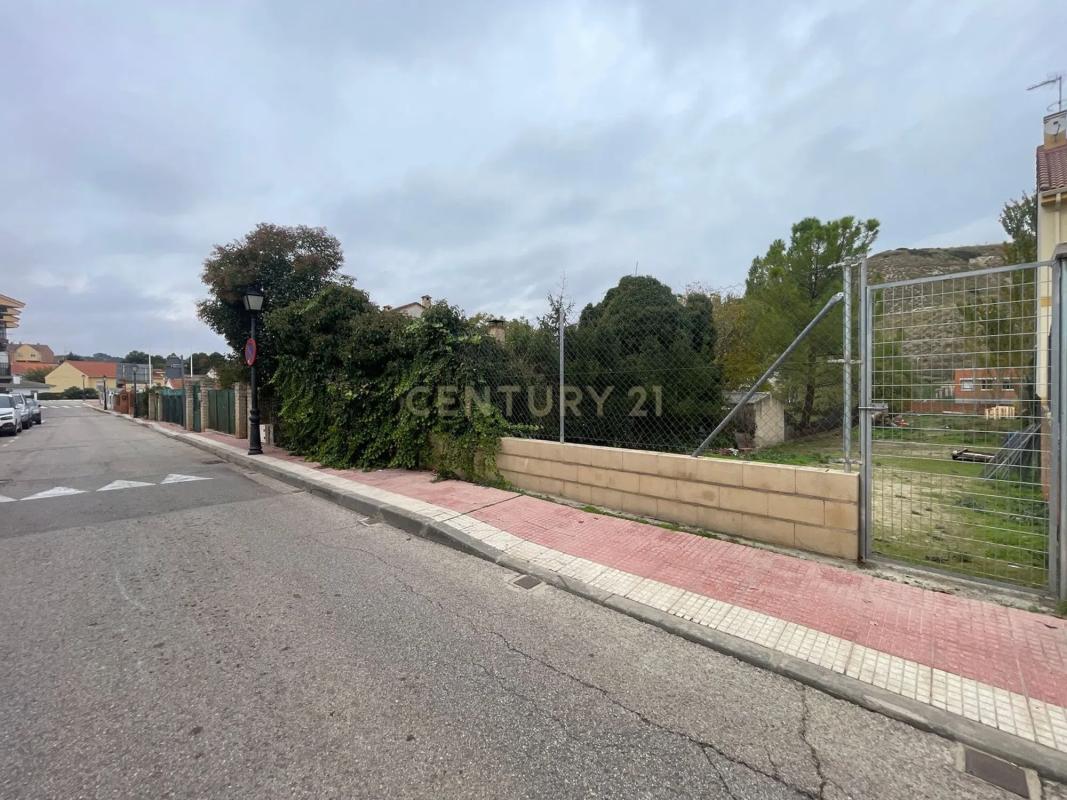 Участок земли на продажу в Вильальбилья, Мадрид photo 2