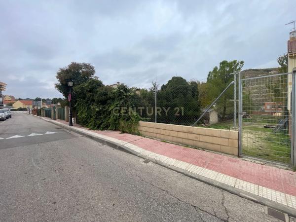 Terreno en paseo de Pereda, 17 e thumbnail 1