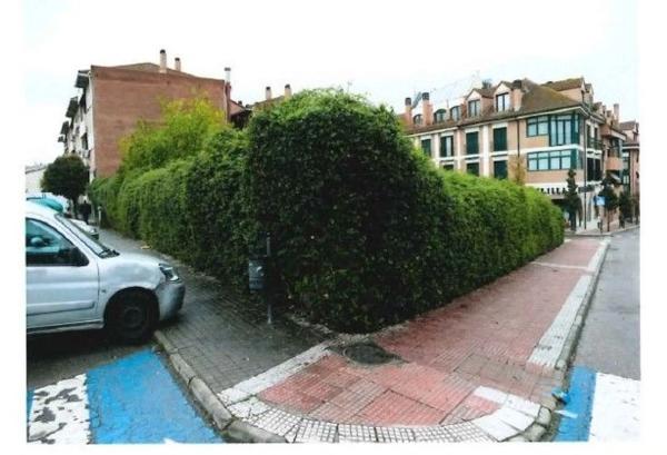 Terreno en calle de Rafael Alberti, 17 thumbnail 2