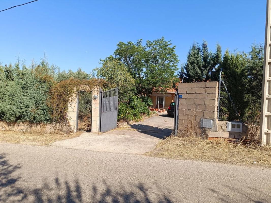 Terreno en venta en Mejorada del Campo, Madrid photo 3