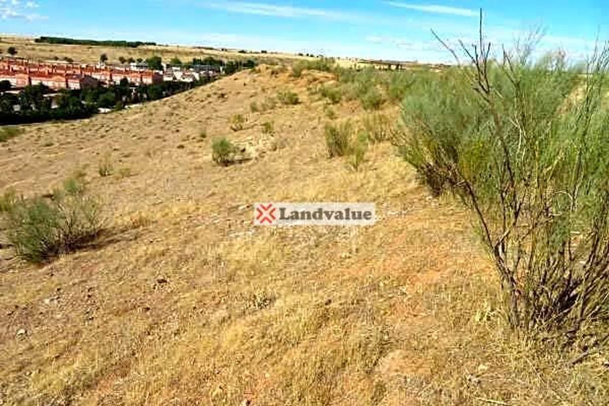 Terreno en venta en Meco, Madrid photo 5