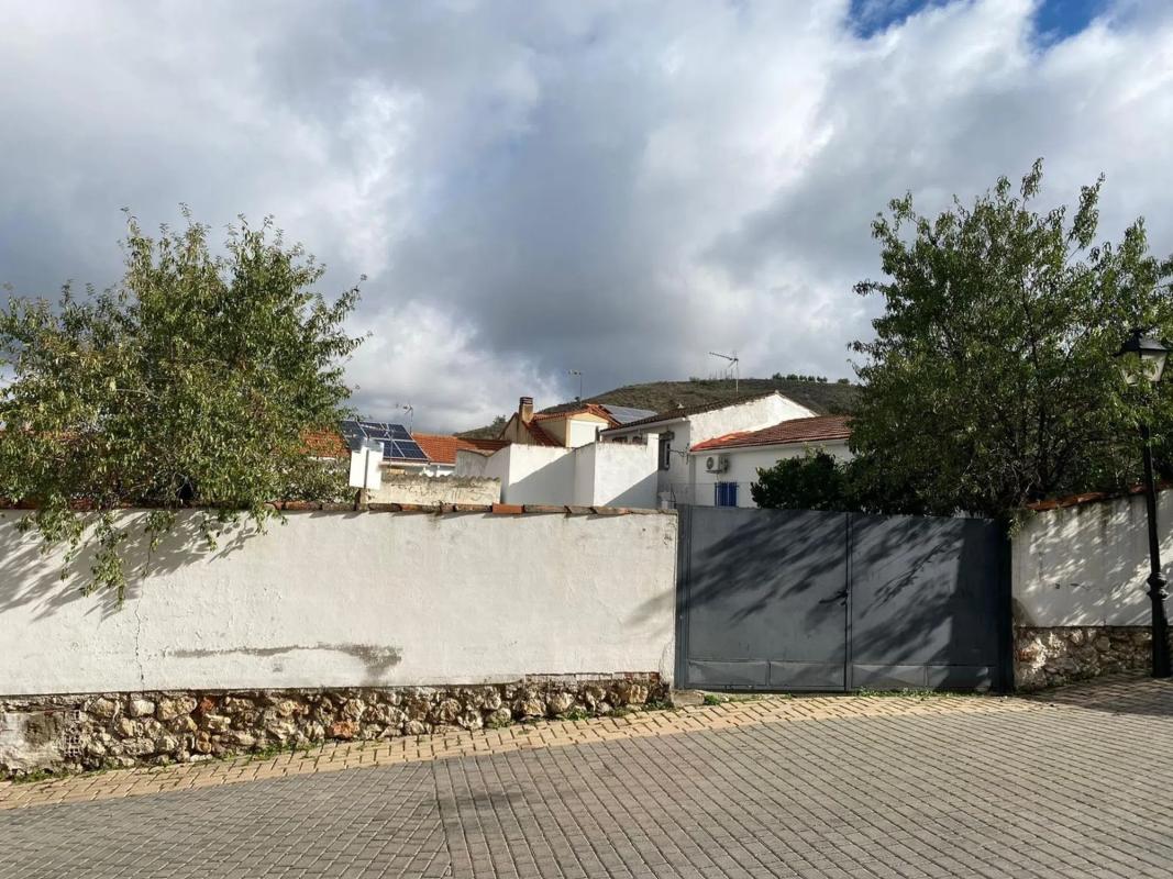 Участок земли на продажу в Вильальбилья, Мадрид photo 1