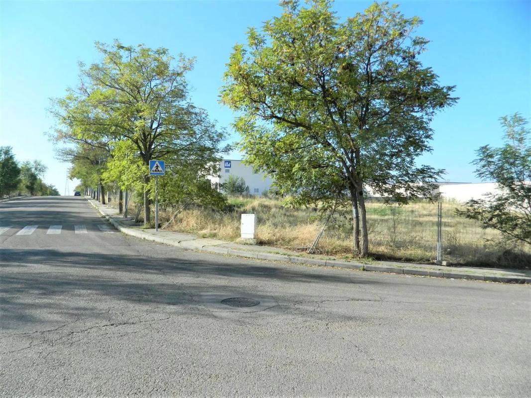 Land for sale in Mejorada del Campo, Madrid photo 4