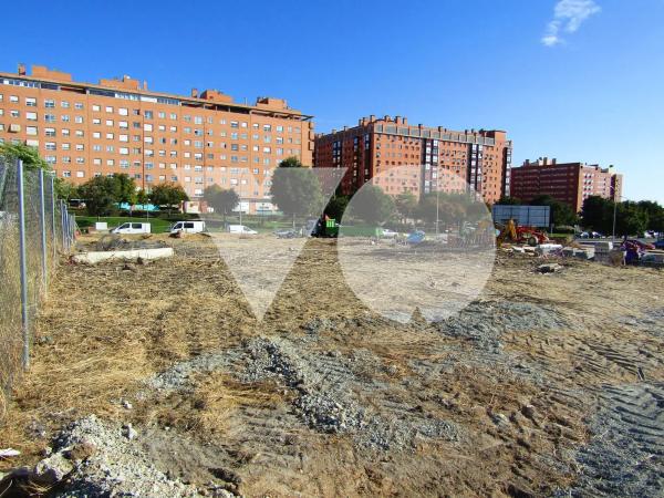 Terreno en calle Hilario Herranz Establos photo 1
