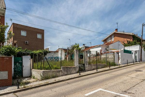 Terreno en calle de Pegaso photo 1