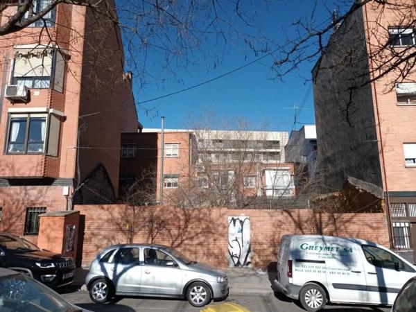Terreno en calle de los Hermanos Trueba photo 4