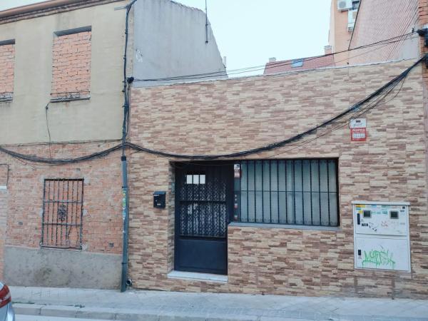 Terreno en calle de Eugenio Zubía, 13 thumbnail 2