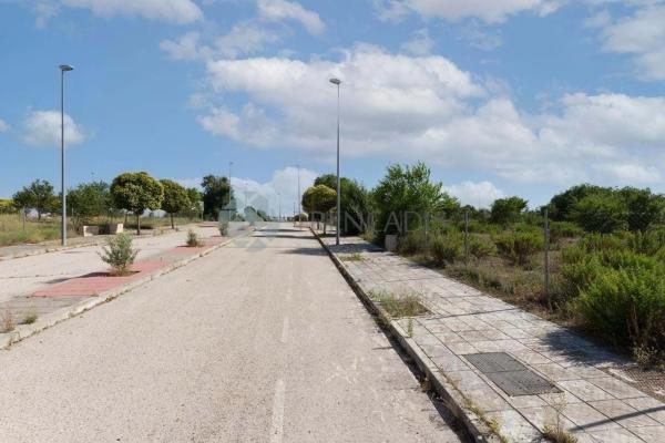 Terreno en calle de Carmen Laforet thumbnail 1