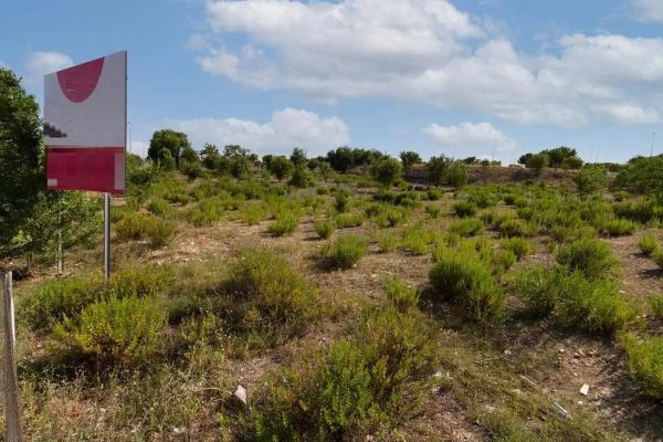 Terreno en avenida de Aragón, 402 thumbnail 1