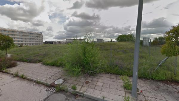 Terreno en calle de Carmen Laforet, 23 thumbnail 1